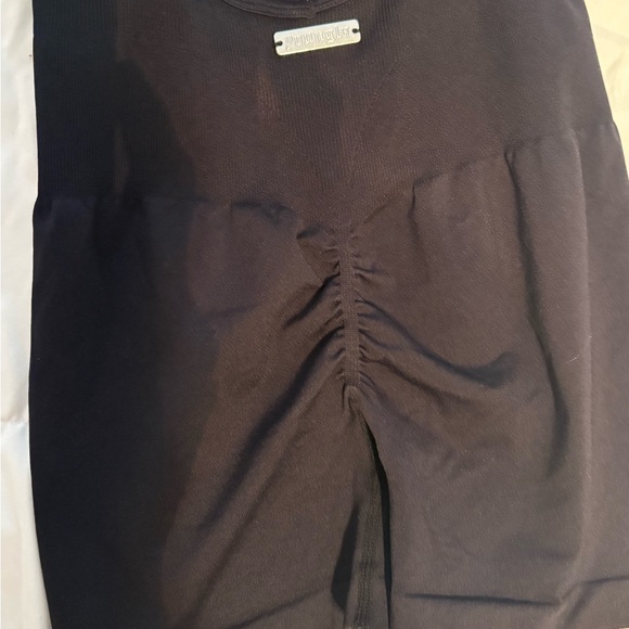 YoungLA Black Seamless Women's Shapewear - Picture 8 of 9